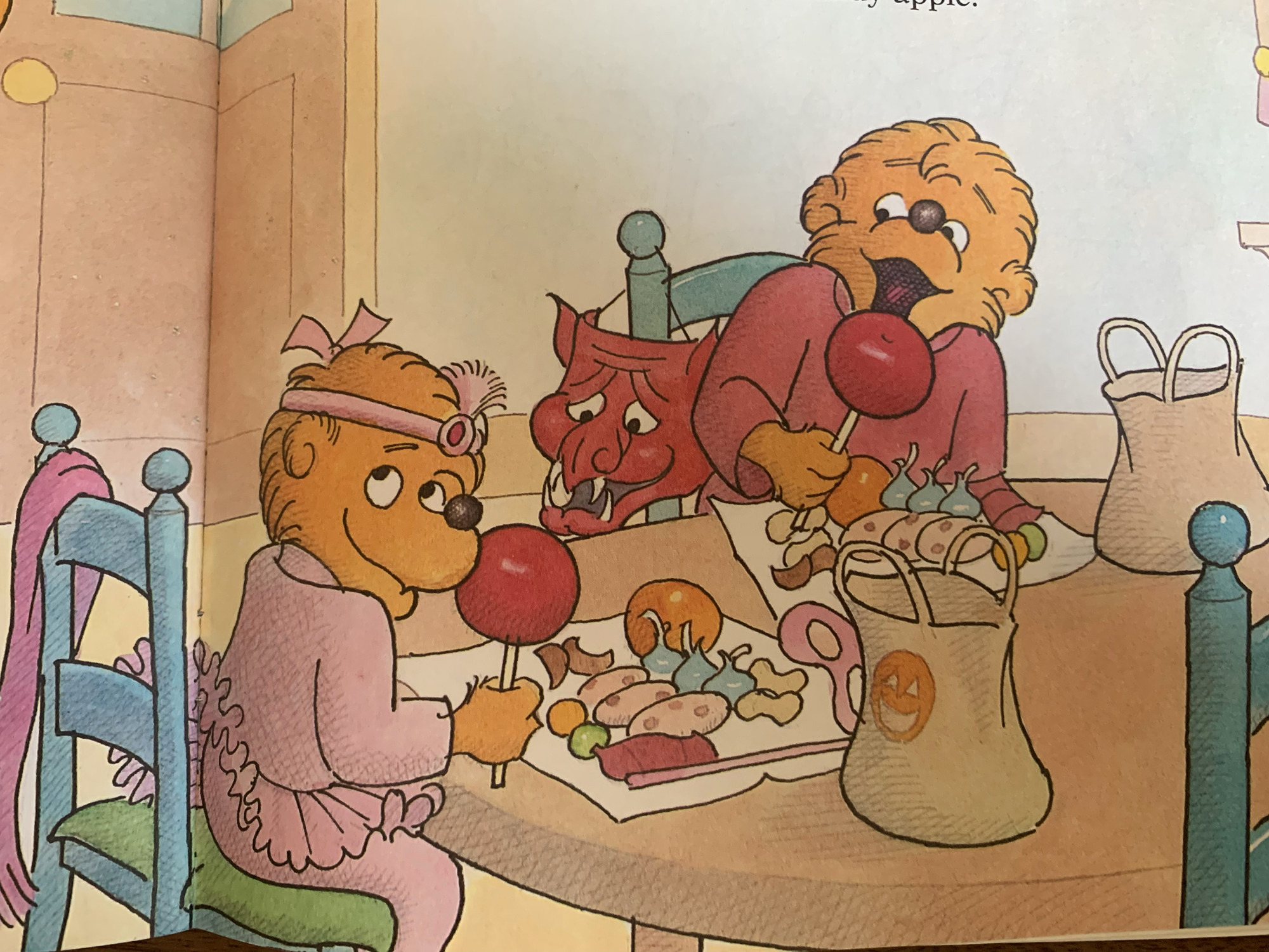 Another page from inside The Berenstain Bears Trick or Treat